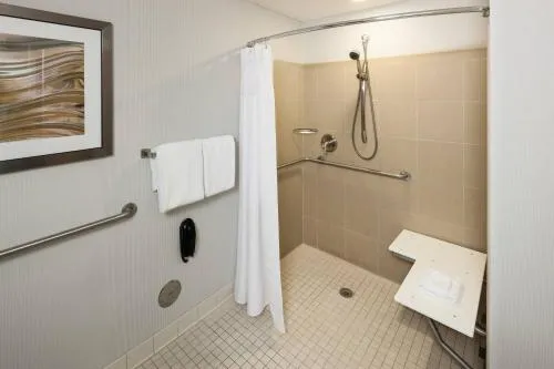 Courtyard by Marriott Miami at Dolphin Mall photo 6
