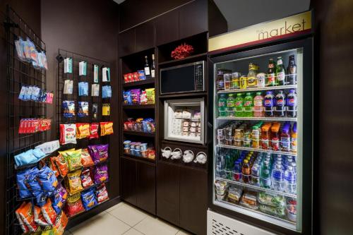 Courtyard by Marriott Miami at Dolphin Mall photo 39