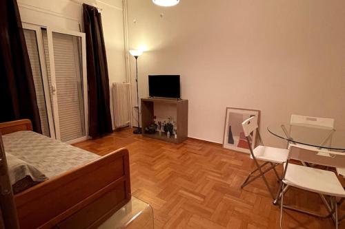 Lovely 1 BR Apartment in Athens