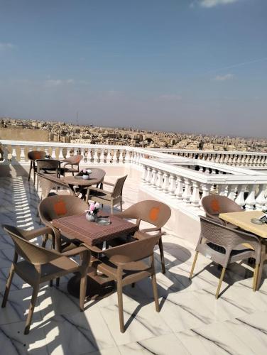 Balkón nebo terasa v ubytování Pyramids High View Inn
