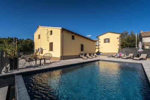 Casa Olika by Briskva