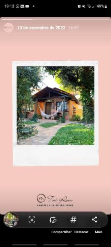 a screenshot of a picture of a house at Chalés Toa Rosa in Sao Jorge