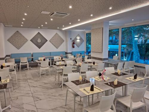 Restaurace v ubytování Hotel Caravel Park