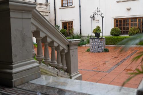 Budova, kde se hotel nachází