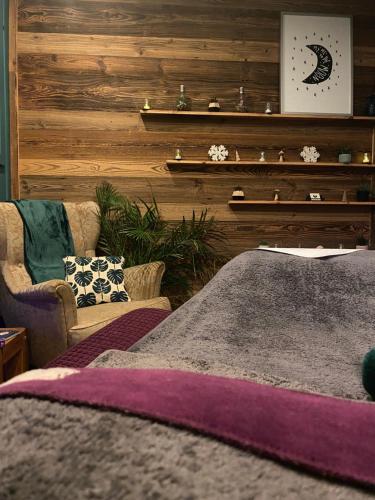 Mountainside Apartment with views over Morzine