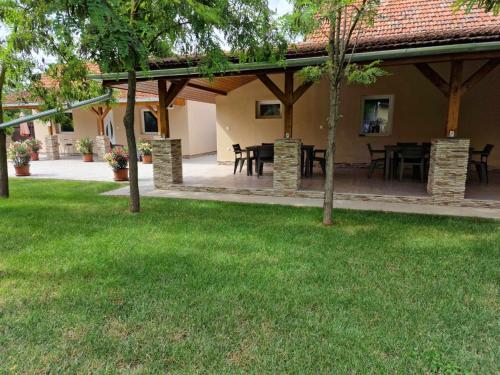 Tóthék Apartman és Rendezvényterem 5530 Vésztő, Batthyány utca 1 kép - 3