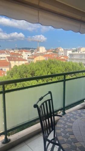 Apt calme 2 chambres vue dégagée