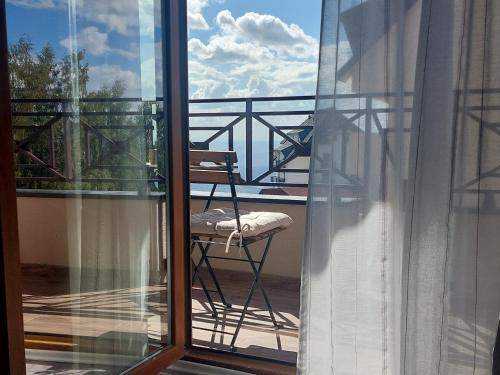 Un balcón o terraza de Apartman Viva Milmari