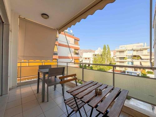 Light & Ample Flat near Glyfada Center