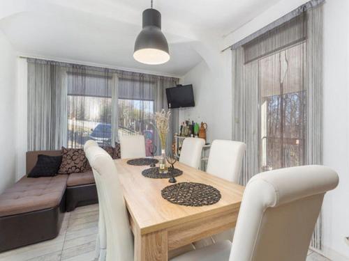 Three Bedroom Apartment with Terrace