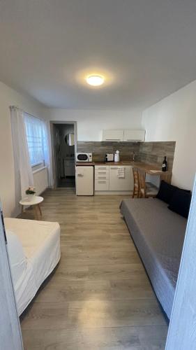 Dům nad Jezerem - apartmán III