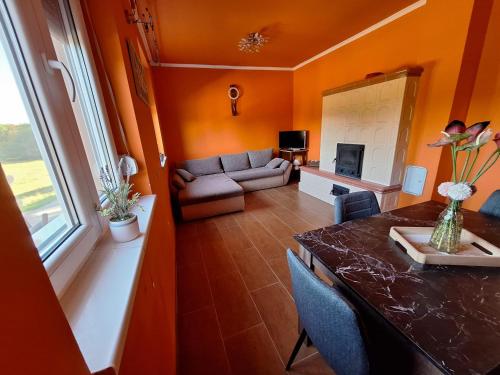 Posezení v ubytování Erdőszéli Apartman