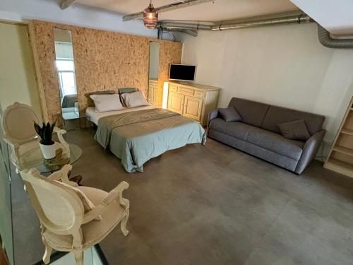 Postel nebo postele na pokoji v ubytování Radiance Private Bedroom & Breakfast