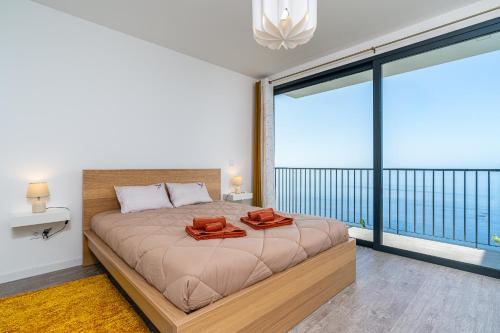 Mouras House, Arco da Calheta