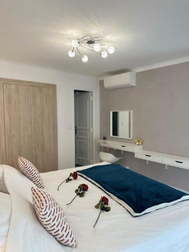 Premium 80sqm Apartment Opposite Martinez, Steps from Congress Center photo 50