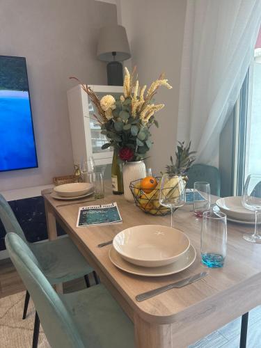 Premium 80sqm Apartment Opposite Martinez, Steps from Congress Center photo 64