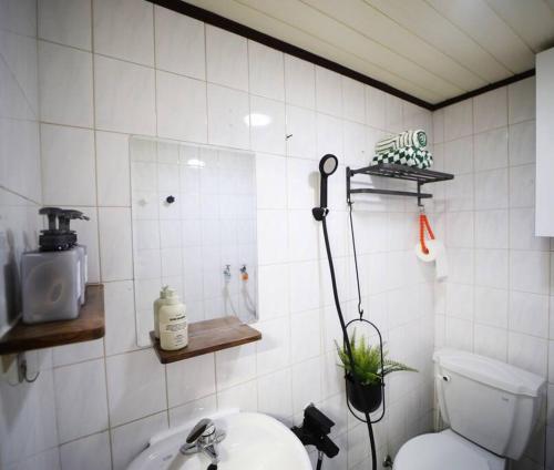 Salle de bains dans l'établissement Hannah Stay