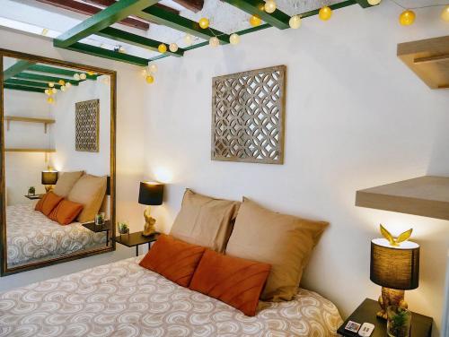 Postel nebo postele na pokoji v ubytování Studio cosy hypercentre Terrasse