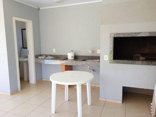 Dapur atau dapur kecil di Apartamento Normandie, Itapajé