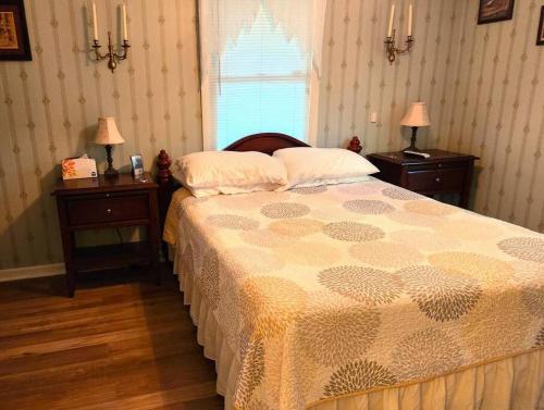 Ένα ή περισσότερα κρεβάτια σε δωμάτιο στο Best Vacation Rental Value at Lake Jocassee