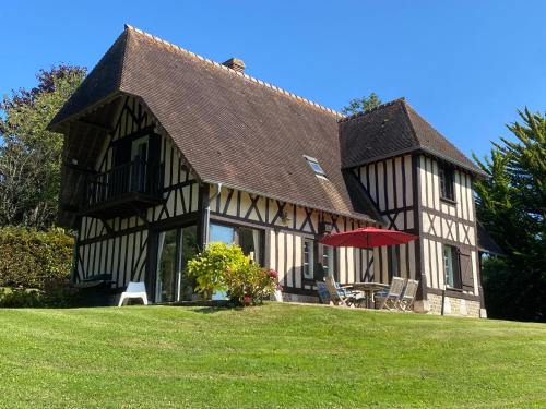 Maison Normande avec Piscine, vue exceptionnelle