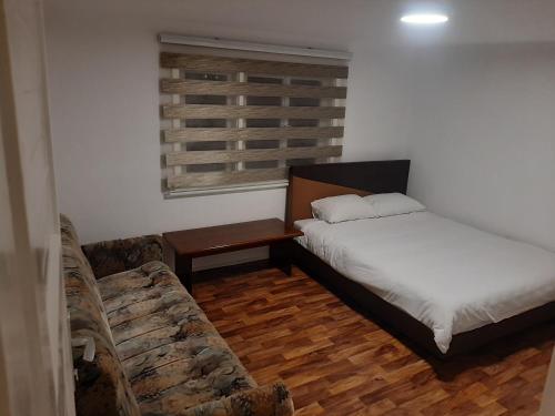 Ένα ή περισσότερα κρεβάτια σε δωμάτιο στο Hasan's apartment - holiday house - vikendica - kuća za odmor - apartman