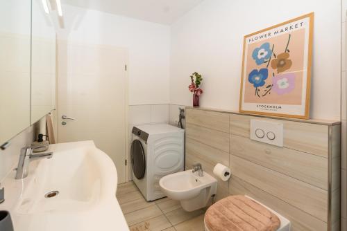 Bilik mandi di Alp Deluxe - Sauna, Kamin, Terrasse & Mehr