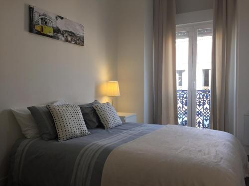 MODERN Conde Barão - SSs Apartments