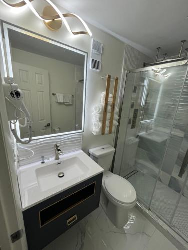 Luxe by the Sea - 5-Star Beachfront Escape photo 19