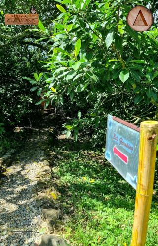 Certificado, premio, señal o documento que está expuesto en Magno Glamping Valle de Tenza