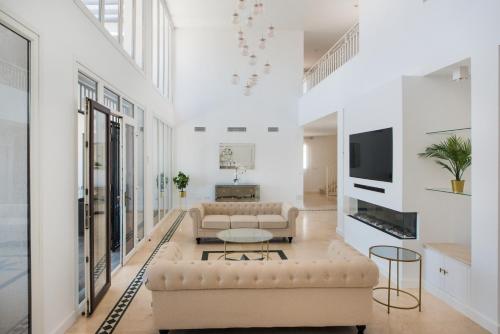 Dream beach-side villa with sea views & close to golf