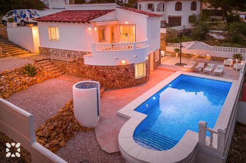 Villa Emiliana by Abahana Villas