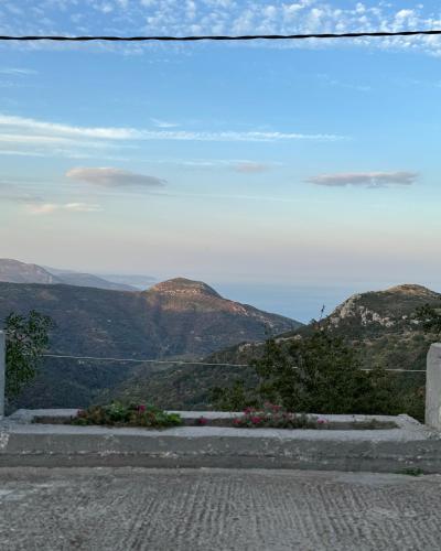 Φυσικό τοπίο κοντά σε αυτή η παραθεριστική κατοικία