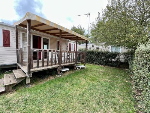 Photo de la galerie de l'établissement Bungalow - 2 à 3 chambres, à Onzain