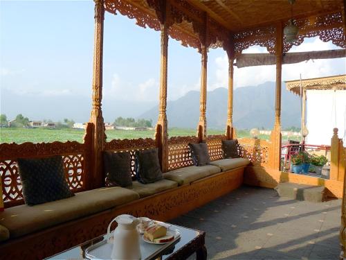 Gallery image of The Altaf Group Of Houseboats in Srinagar