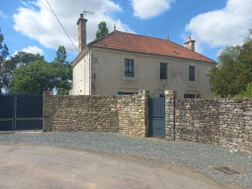 Photo de la galerie de l'établissement Maison en Vendée avec Piscine, à Corpe