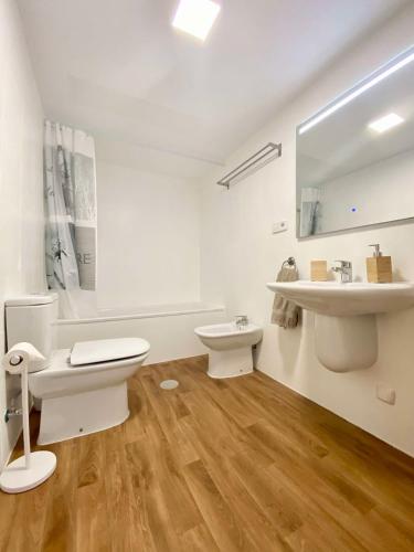 SHR044 Mar de Nerja Apartamento con piscina