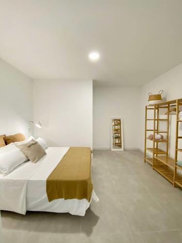 SHR047 Chic estudio en el centro de Nerja