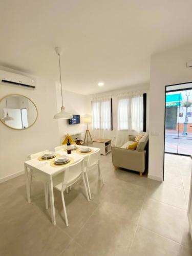 SHR047 Chic estudio en el centro de Nerja