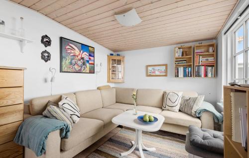 Χώρος καθιστικού στο 2 Bedroom Cozy Home In Esbjerg V