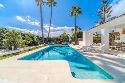 Villa Casablanca Pinosol Javea by Rock Rentals