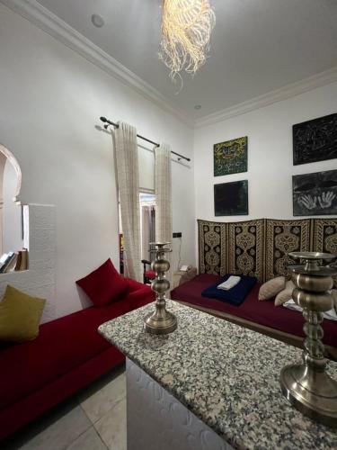 Posezení v ubytování Cozy apartment in the heart of Kasbah Tangier