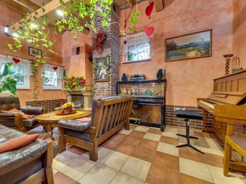 Χώρος καθιστικού στο Holiday Home Gościniec Pod Dwoma Sercami by Interhome