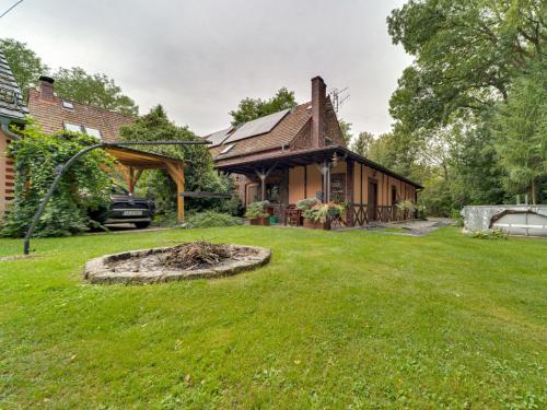 Κήπος έξω από το Holiday Home Gościniec Pod Dwoma Sercami by Interhome