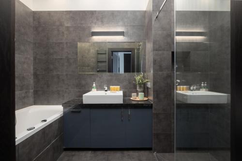 Kúpeľňa v ubytovaní Royal Wilanów 2-bedroom Apartment
