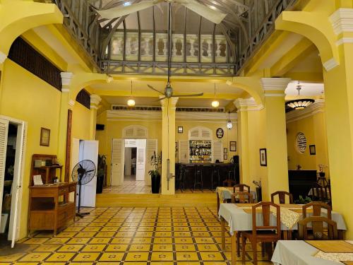 Μια τηλεόραση ή/και κέντρο ψυχαγωγίας στο La Villa