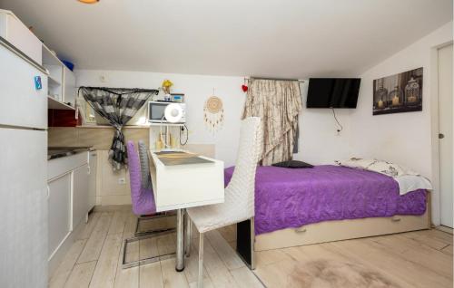 Lovely Apartment In Split With Wifi