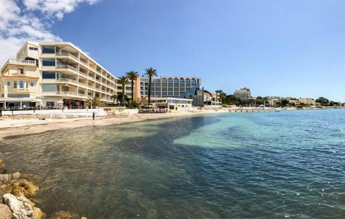 1 Bedroom Gorgeous Apartment In Antibes photo 10