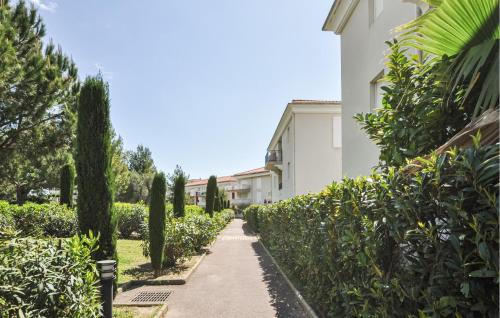 1 Bedroom Gorgeous Apartment In Antibes photo 14