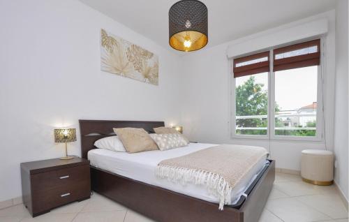 1 Bedroom Gorgeous Apartment In Antibes photo 8